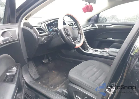 2017 Ford Fusion Hybrid Se z USA, uszkodzony, nr VIN 3FA6P0LU2HR358576